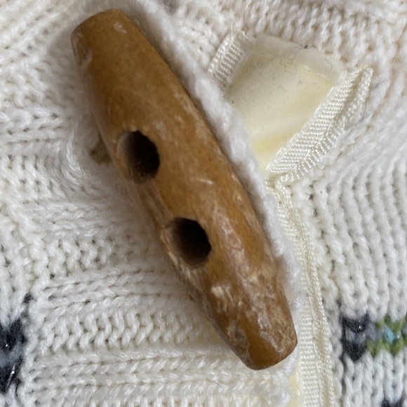 Aeropostale hooded knit cardigan sweater size medium. Ladies. - Picture 5 of 13